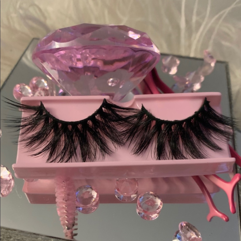 Too’Shiiny Lashes “Medusa set”